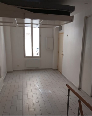 studio à la location -   93500  PANTIN, surface 25 m2 location studio - UBI469035260
